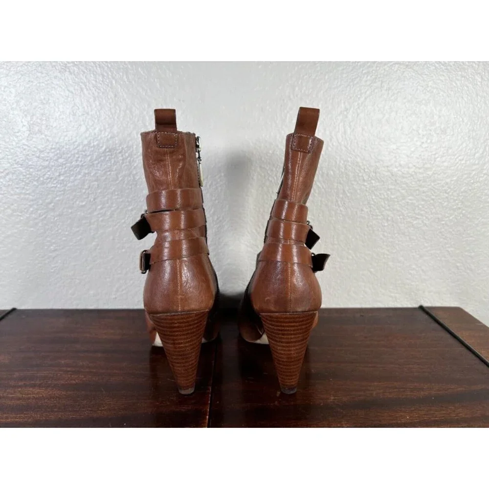 BCBGIRLS CHESTER Womens Boots Leather 6B Brown Straps Factory Distressed - Picture 6 of 10